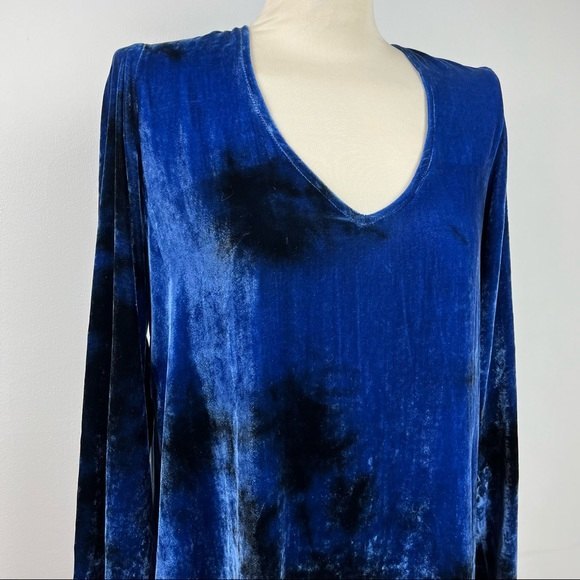 NWT XS Planet Blue Blu Moon Bell Sleeve V-neck Blue and Black Velvet Dress - Picture 3 of 9